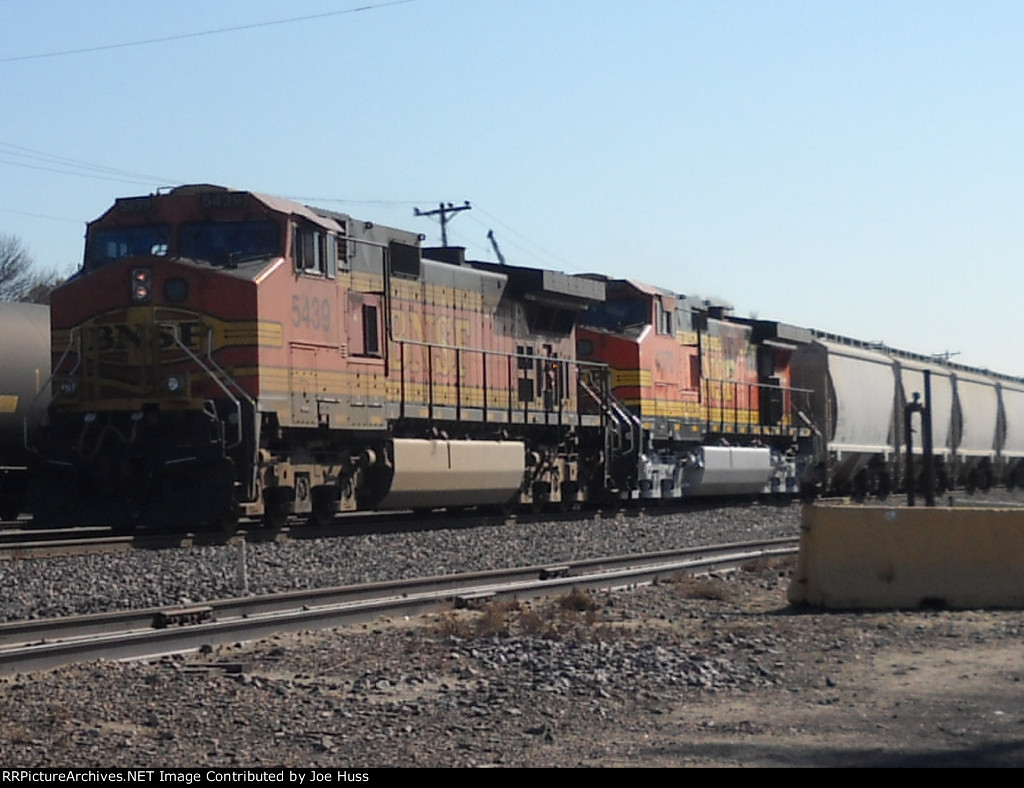 BNSF 5439 East